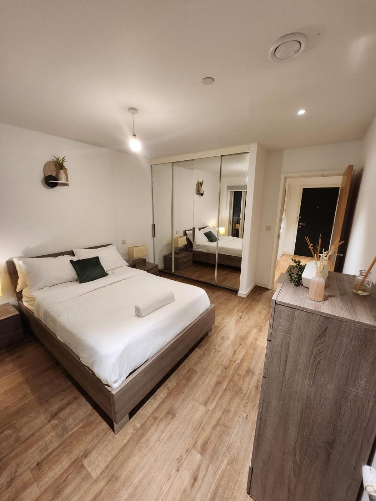 Kaf Luxury Apartment Londra Dış mekan fotoğraf